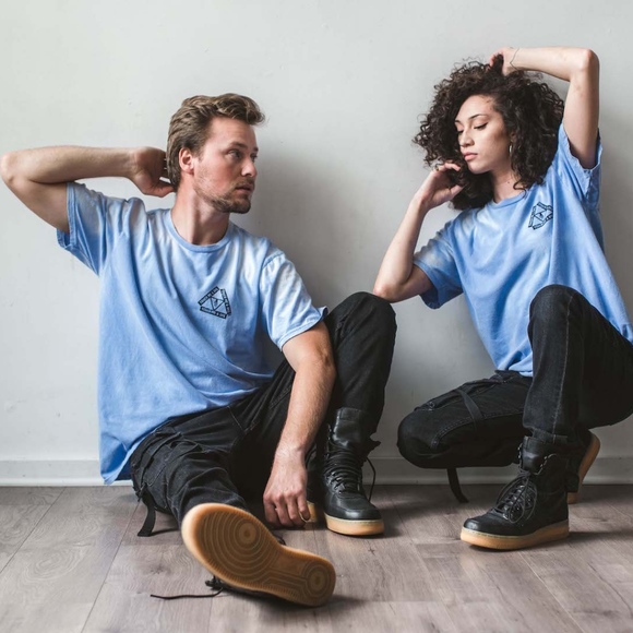 🔥TOUCH ME & DYE unisex color changing t-shirt - Picture 6 of 8